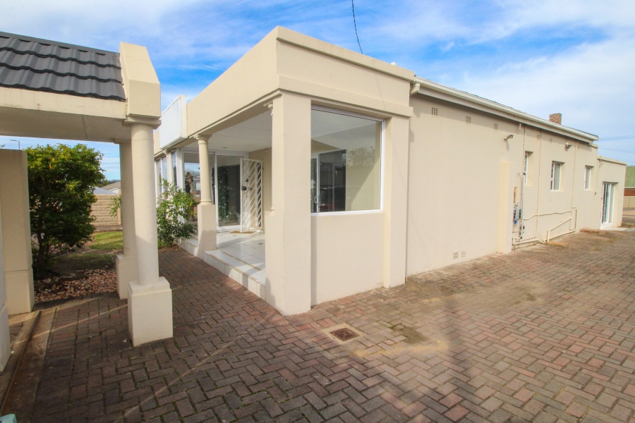 Commercial Property for Sale in Nahoon Eastern Cape